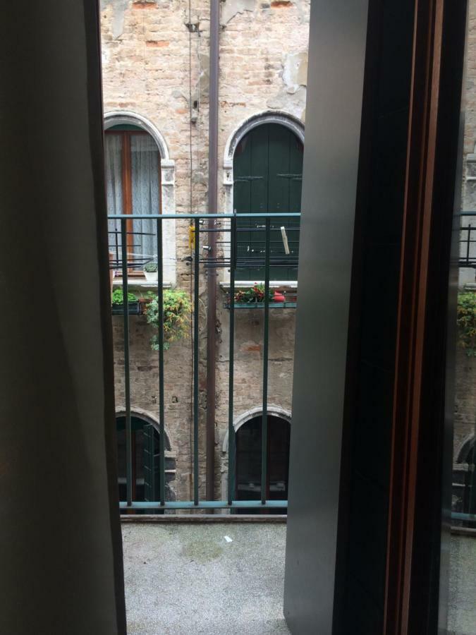 Venetian House Apartment Luaran gambar